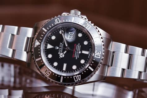 rolex sea dweller 43 lug width|rolex sea dweller price guide.